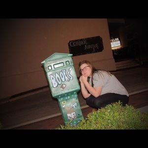 Meet your Posher, Emily